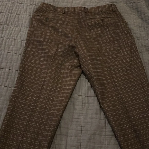 Todd Snyder Sutton (tailored) fit 100% Italian wool dress pants, size 34 x 34 - Picture 4 of 6